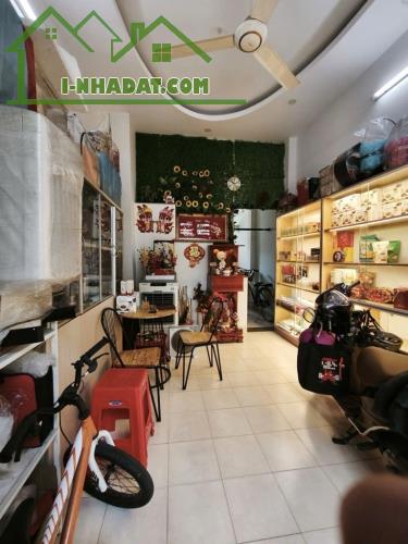 BÁN GẤP NHÀ LÊ VĂN QUỚI - BÌNH TÂN - HẺM 7M KINH DOANH - 2 TẦNG BTCT - 32M2 - HƠN 3 TỈ - 2