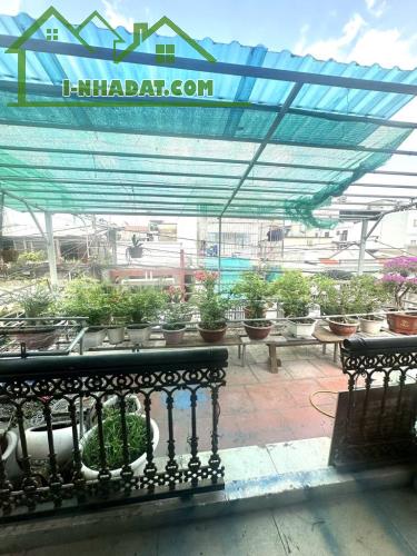 BÁN NHÀ HẺM XE HƠI. XE HƠI NGỦ TRONG NHÀ, DT LỚN GẦN 200M, - 3