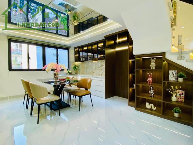 LÊN SÓNG CĂN NHÀ PHỐ ĐẸP MÊ LY 40M2 TOẠ LẠC TẠI ĐƯỜNG CÙ LAO Q.PN HẺM XH - 2