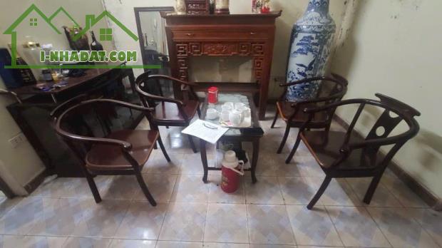 Bán đất tặng nhà. Khuôn tiền nhỏ xinh xinh - 2
