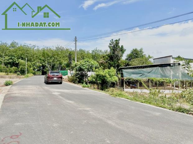 BÁN ĐẤT 1145M2 SHR THỔ CƯ GẦN NGAY QUỐC LỘ KDC ĐÔNG. GIÁ 280 TR