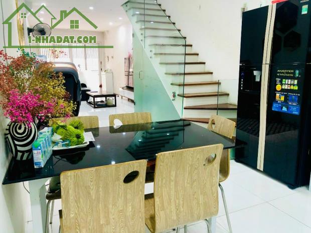 BÁN NHÀ, PHAN TRỌNG TUỆ, THANH TRÌ, Ô TÔ QUA NHÀ, KHU VỰC SẦM UẤT, 4 TẦNG 50M2 HƠN 6 TỶ  - - 1