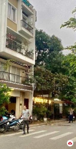 Lâm hạ nhà 5 tầng thang máy ở và kinh doanh luôn , đất phân lô 98 m2 mặt tiền 6,8 m - 2