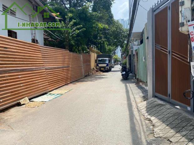 NHÀ CỦ Q7 TÂN HƯNG NGANG 8,4M DT130m2 - 3