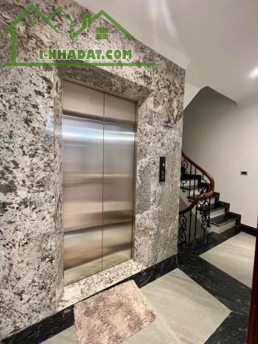 Duy nhất 1 căn Ngọc Hà, Ba Đình, 6T, thang máy, sát phố lớn , 46M, gara ô tô, 11.36 tỷ.