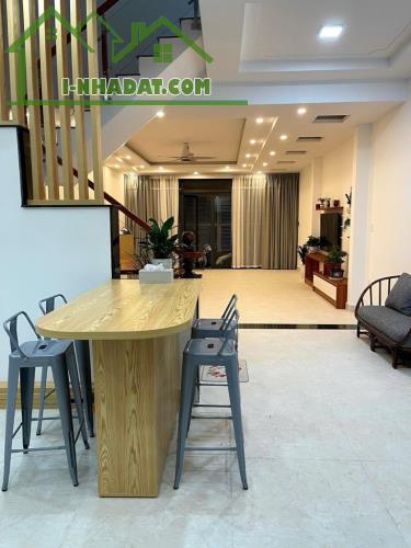 Mặt tiền kinh doanh Lê Bôi 6x20 4 tầng chỉ 10 tỷ 8 - 2
