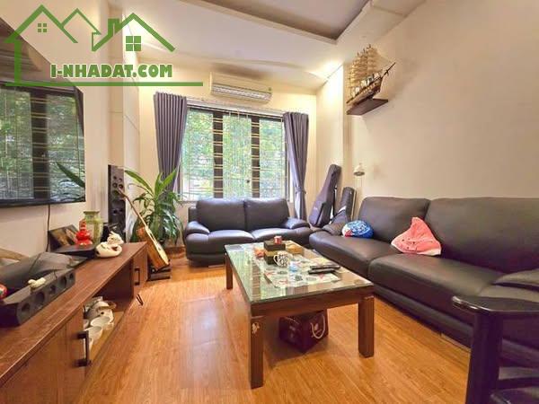Bán gấp nhà mặt ngõ phố Đào Tấn, Quận Ba Đình 5 tầng, diện tích 50m2 - 2