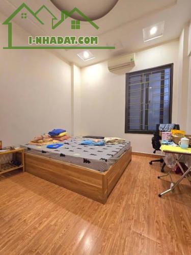 Bán gấp nhà mặt ngõ phố Đào Tấn, Quận Ba Đình 5 tầng, diện tích 50m2