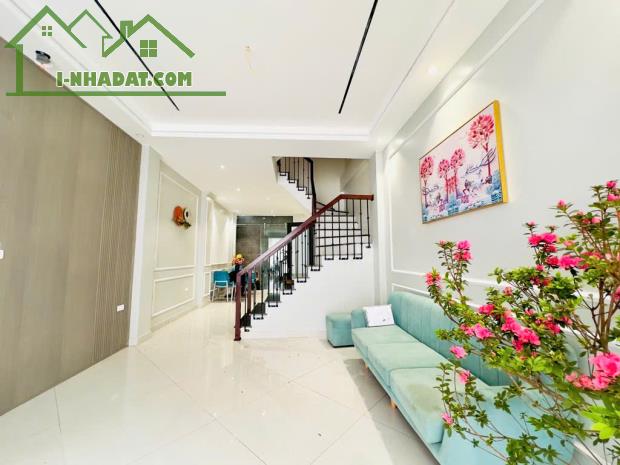 ĐẸP NHẤT PHỐ Ở LUÔN, NGÕ NÔNG, BA GÁC ĐÔ CỬA, SÁT TIMESCITY, 45M2 GIÁ CHỈ 8.X TỶ