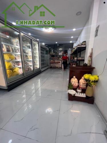 Bán nhà đẹp ở ngay MTKD đa ngành nghề Dạ Nam, 74m2, dòng tiền 750tr/năm, SHR, chỉ 17 tỷ. - 4