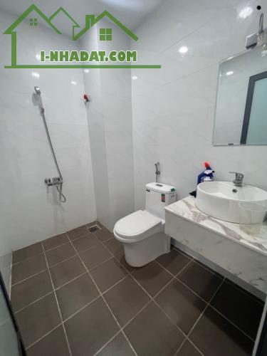 Bán nhà đẹp ở ngay MTKD đa ngành nghề Dạ Nam, 74m2, dòng tiền 750tr/năm, SHR, chỉ 17 tỷ. - 2