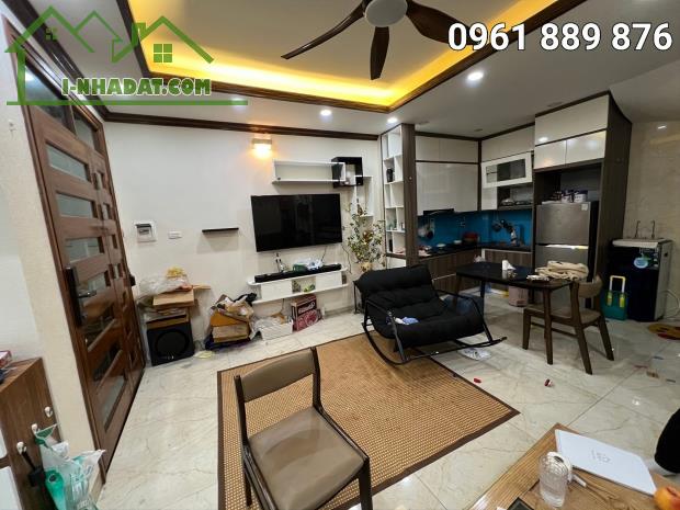 BÁN NHÀ KINH DOANH KIM MÃ THƯỢNG SỔ ĐẸP NGÕ THÔNG, PHÂN LÔ, Ô TÔ ĐỖ CỬA NGÀY ĐÊM. DT:40MX5