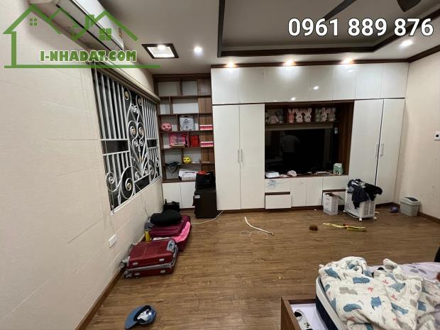 BÁN NHÀ KINH DOANH KIM MÃ THƯỢNG SỔ ĐẸP NGÕ THÔNG, PHÂN LÔ, Ô TÔ ĐỖ CỬA NGÀY ĐÊM. DT:40MX5 - 2