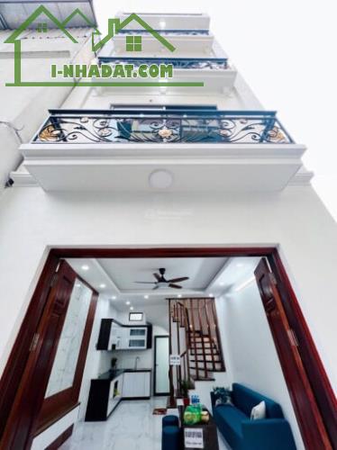 Bán Nhà Liên Mạc - 35m², 4.5 Tầng, Giá 4 Tỷ (Có Thương Lượng) - 1