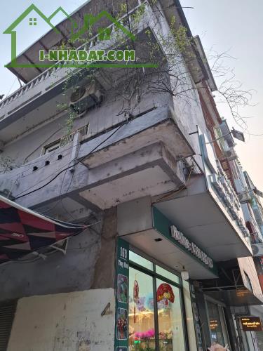 Bán nhà mặt phố Thuỵ Khuê, lô góc, kinh doanh tốt