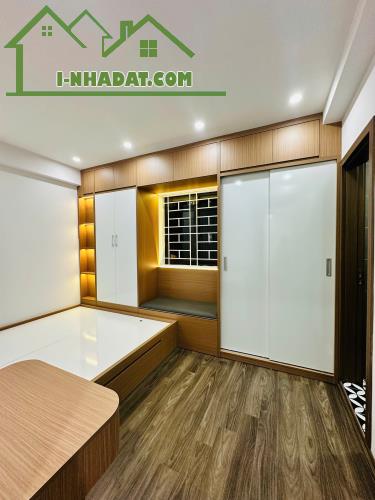 Linh Đàm - Hoàng Mai - Căn hộ chung cư CT4A-X2, sổ đỏ, 70m2 * 3 ngủ, ban công rộng - 3