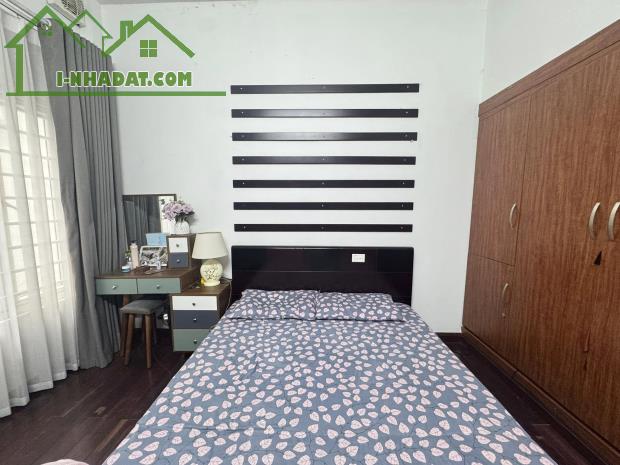 Bán Nhà Kim Ngưu 54m2, 4 Tầng. Oto  Tránh, 30m Ra Phố 12.6 Tỷ