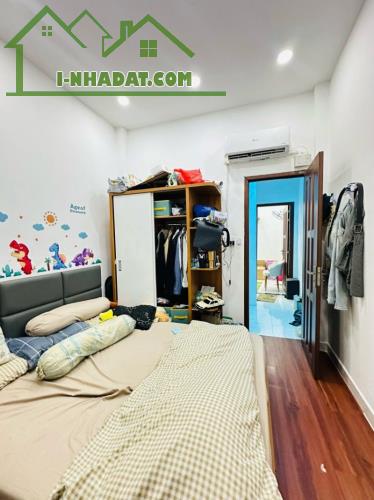 CẠNH HXH BÌNH THẠNH NGAY HÀNG XANH, GIÁP QUẬN 1 VÀ Q2, NHÀ MỚI ĐẸP Ở NGAY, GẦN 30M2, 3 - 2