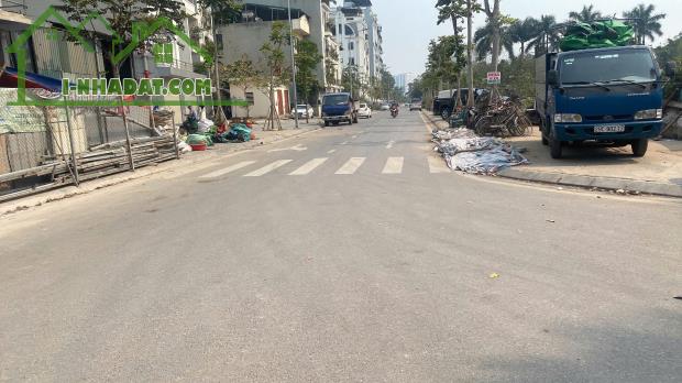 GIÁ ĐẦU TƯ, ĐẤT VÀNG LÕI NGỌC THỤY 50M, MT6M, LÔ GÓC VUÔNG VẮN, THÔNG SỐ ĐẸP, 2 MẶT Ô TÔ - 1