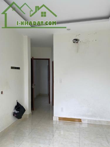 180m2 DTSD ngay chợ Ông Địa giáp quận 10 - 3 căn ra  xe tải thông - Nhỉnh 5 Tỷ TL - 1
