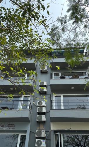 BÁN NHÀ MẶT PHỐ TỪ HOA, QUẢNG AN, TÂY HỒ DT 380m2, NHÀ 5 TẦNG, MẶT TIỀN KHỦNG, GIÁ 320 TỶ - 1