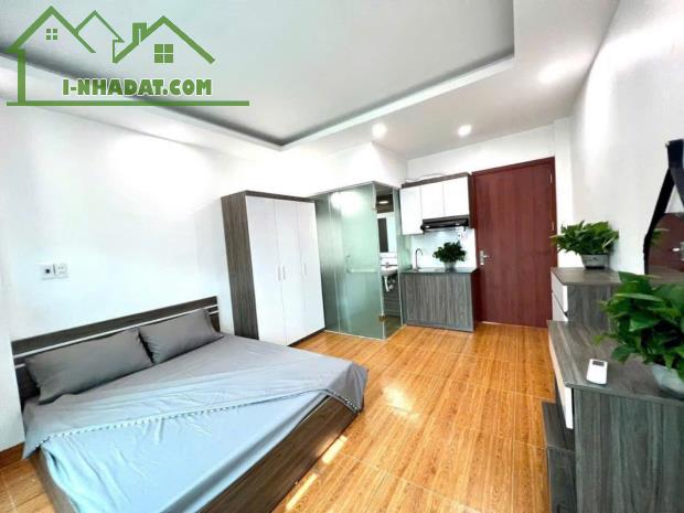 NHÀ ĐẸP PHẠM VĂN ĐỒNG 3 BƯỚC CHÂN RA ĐƯỜNG CHÍNH- VỊ TRÍ TRUNG TÂM VIU HỒ ĐẸP. - 2