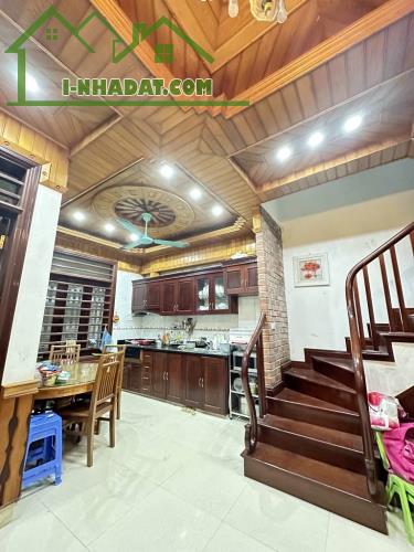 Bán nhà ngõ 67 Nguyễn Văn Cừ 42m x 4T, MT 5m, dân xây, oto thông, 8 tỷ 2 tl chính chủ. - 1