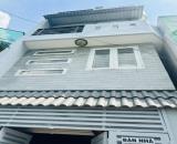 Giảm 1 tỷ, nhà 40m2 HXT Phan Văn Hớn cách MT 1 căn, sắp lên MT, ngang 4M, 4 tầng 5PN sân