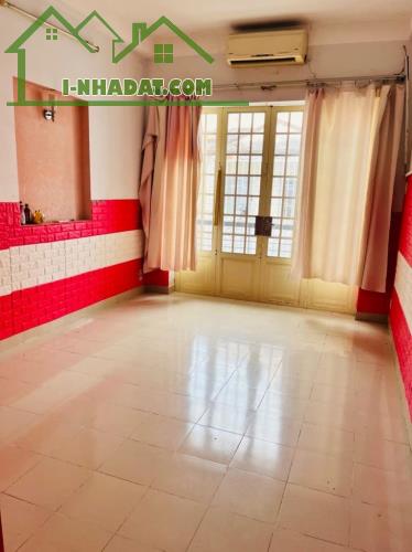 N245 - Nhà Bán Cầm Bá Thước , DT 66m2 , 4 tầng btct , 4PN , hẻm đẹp yên tỉnh giá 7, 450