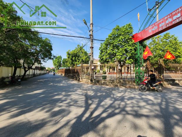 BÁN ĐẤT ĐẤU GIÁ ĐỒNG MAI VỊ TRÍ ĐẸP, DT 70M, MT 5M, GIÁ 6,9 TỶ.