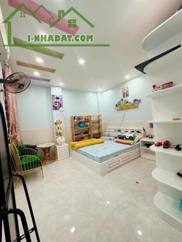 SIÊU PHẨM NGANG LỚN 8M SIÊU HIẾM - MẶT TIỀN ĐƯỜNG 9A BHHA - XE HƠI NGỦ TRONG NHÀ - 3 TẦNG - 3