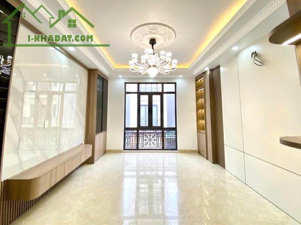 Mrs Tâm Bán nhà 5 tầng thang máy chỉ 5,9 tỷ TĐC Xi Măng, Sở Dầu, Hồng Bàng, Hải Phòng. - 1