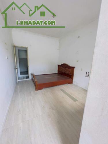 Đại Đồng 31m2 3 tầng , ngõ thông .Giá 4,15 tỷ - 3