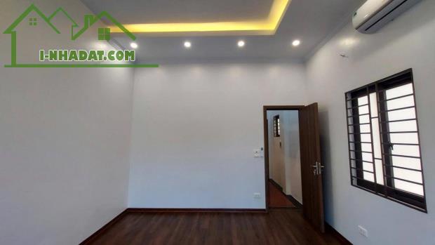 Siêu Hot nhà đẹp Lô góc Ngọc Hồi Thanh Trì, 4T MT4m giá 8.85tỷ. Ôtô vào nhà, ngõ thông KD
