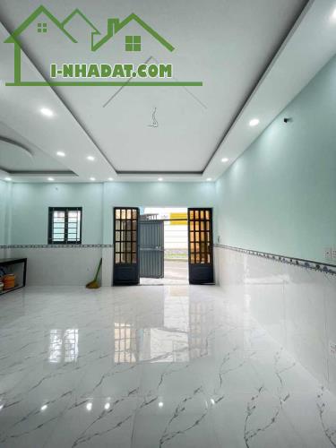 Nhà 5 tâng còn mới ở Bùi Thế Mỹ P10 Quận Tân Bình