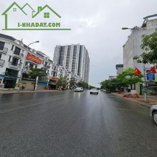 🏢 Chuyển nhượng căn góc 3 mặt tiền kinh doanh đỉnh tại Trâu Quỳ, Gia Lâm, Hà Nội! Lh - 2