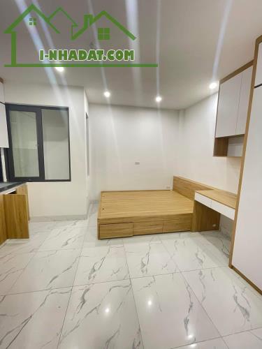 Bán nhà phố Trương Định, Hai Bà Trưng 56m, 7 tầng, Giá: 13.5 tỷ. LH: 0937158386 - 3