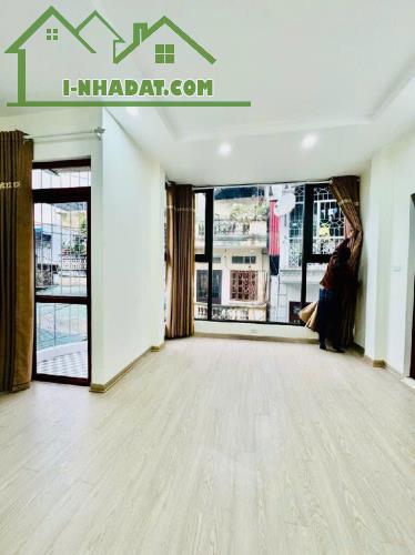 Nhà lô góc 3 mặt thoáng Ba Đình 35m2 x 5 tầng - Sổ nở hậu. - 1