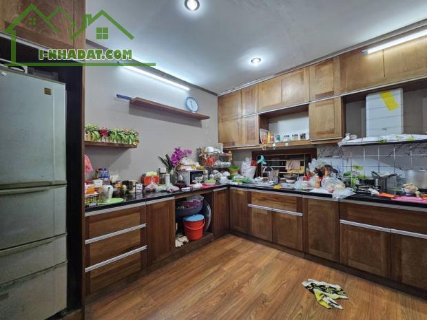 MẶT NGÕ THÔNG THỤY KHUÊ- 5 TẦNG - THANG MÁY - KINH DOANH ĐỈNH CAO - Ô TÔ VÀO NHÀ -3 BƯỚC C - 3