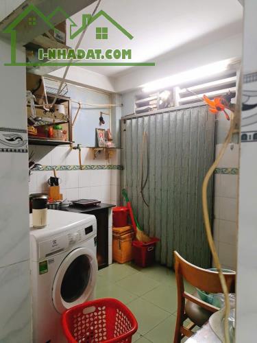 Chính chủ gởi bán gấp nhà 2 mặt hẻm 3m Hàn Hải Nguyên P2 Q11. - 5