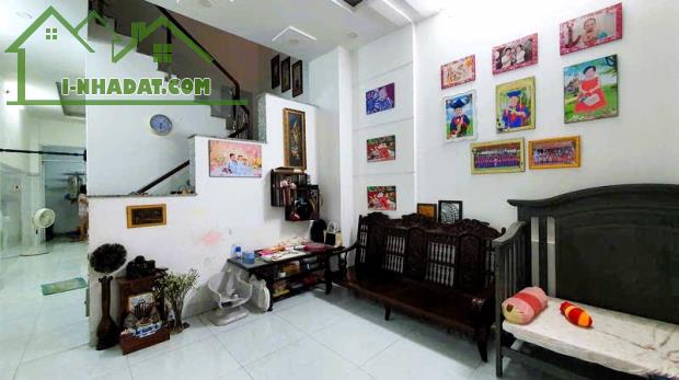 Bán nhà mặt tiền Hiệp Bình Chánh, 68m2, 2 tầng, 7.5 tỷ, sổ hồng riêng