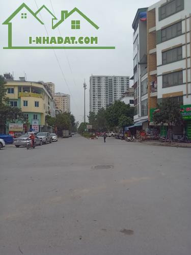 Bán nhà lk dọc bún la khê hà đông, 100m2 x Mt 8m, phân lô vỉa hè, kinh doanh, văn phòng đỉ