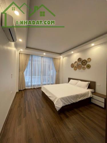Bán nhà mới THANG MÁY 42m2 phố Văn Cao, 20m ra ô tô chỉ 10.9 tỷ. Lh: 0392863486. - 1