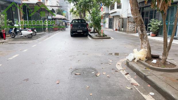 NHÀ NGUYỄN VĂN CỪ 50M, 7T, MT4.5M, THANG MÁY, NGÕ TO HƠN PHỐ, 4 Ô TÔ TRÁNH, THÔNG TỨ PHÍA. - 5