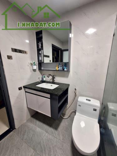 Bán nhà 3 tầng, 60m2 hẻm xe hơi đường số 6, P. Hiệp Bình Phước đối diên Vạn Phúc \ - 4