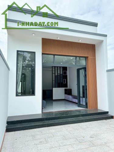 Bán nhà mặt tiền thành phố Bến Tre