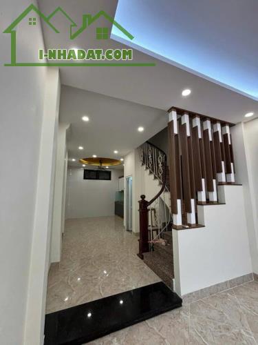 Bán nhà Tam Trinh, Hoàng Mai 50m2x5T Mt:4.5m - 6 phòng khép kín vừa ở kết hợp cho thuê