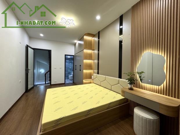 CHỦ CẦN  BÁN NHÀ TÔN ĐỨC THẮNG , 30M2xMT 3.5M, 5Tx 3 PN, Ở NGAY , FULL NỘI THẤT - 2