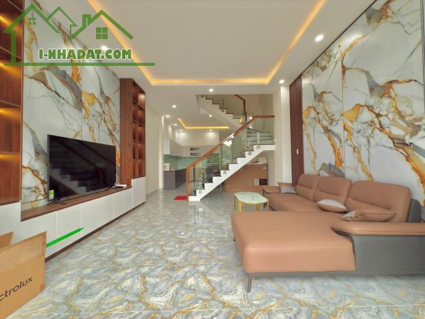 Nhà lầu mới xây dựng P5, Mỹ Tho Tiền Giang - 2