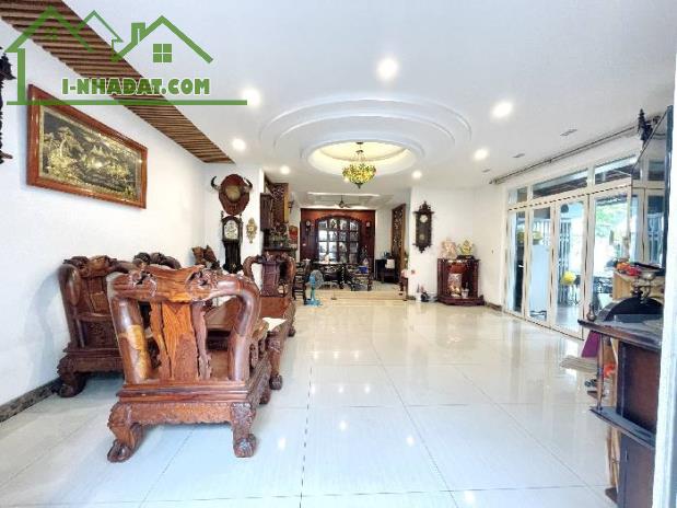 Nhà bán phú nhuận phường 5 nhà 200m2 ngang 13,5m gần mặt tiền 33 tỷ - 2
